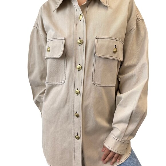 CHANEL Vintage CC Logo Gold Button Denim Shirt Jacket Beige Cotton [106399] - Picture 3 of 11
